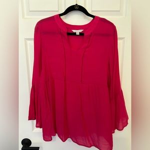 NWOT Counterparts Pink Blouse. 3/4 bell sleeves. Size L